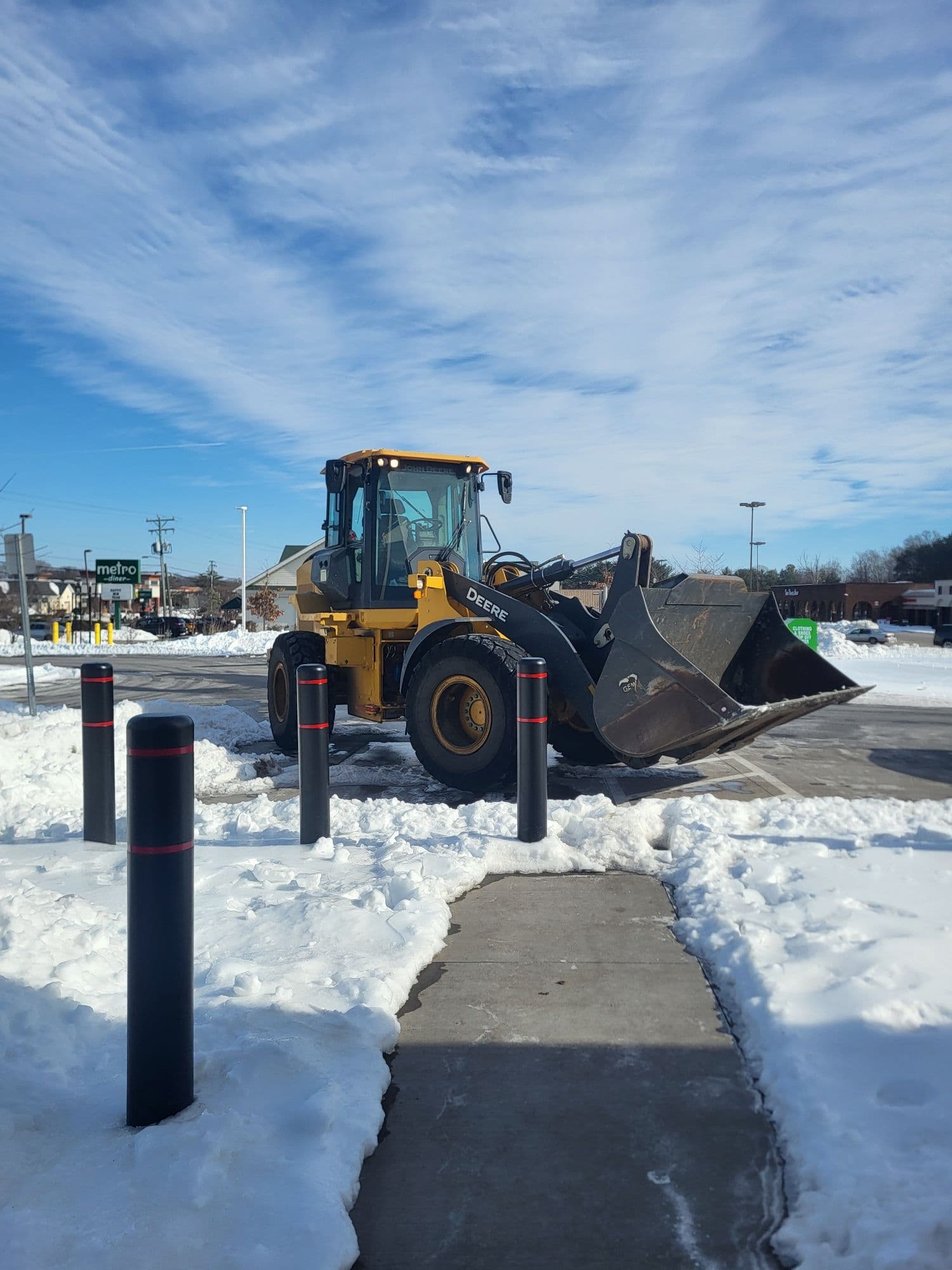 Around-the-Clock Snow Removal by East Coast Trimmers